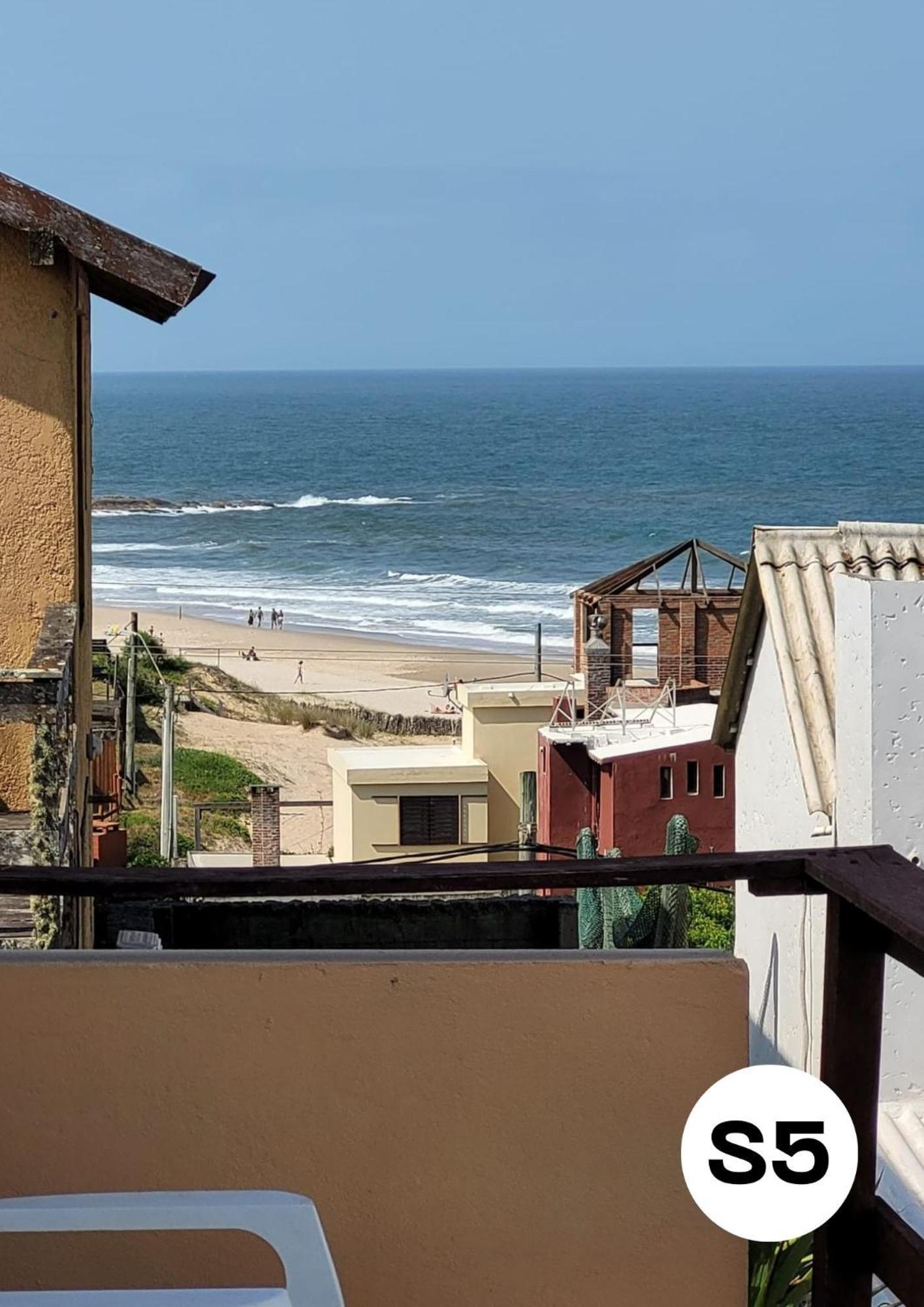 Hotel Aquarella Punta Del Diablo Luaran gambar